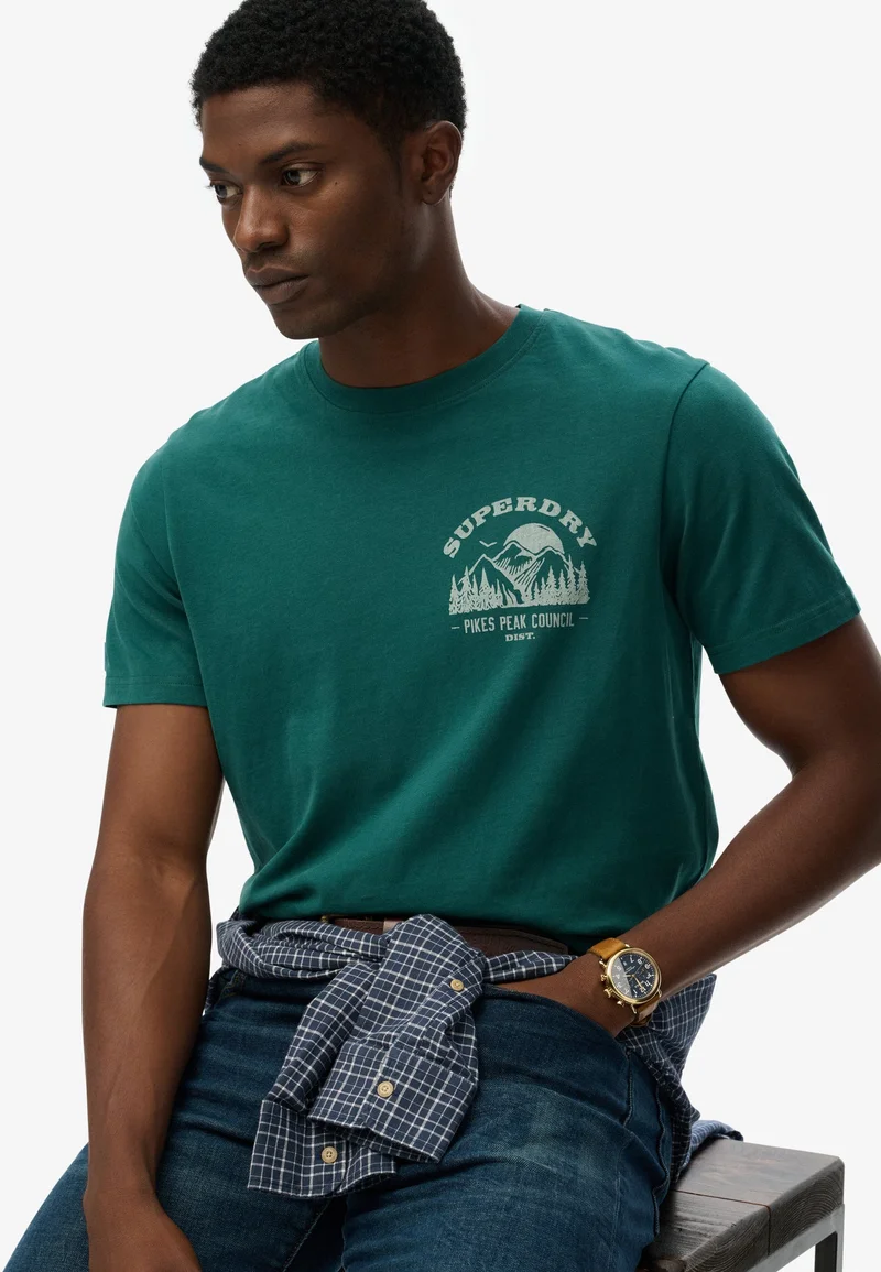 Superdry Lo-Fi Outdoors Chest T-Shirt